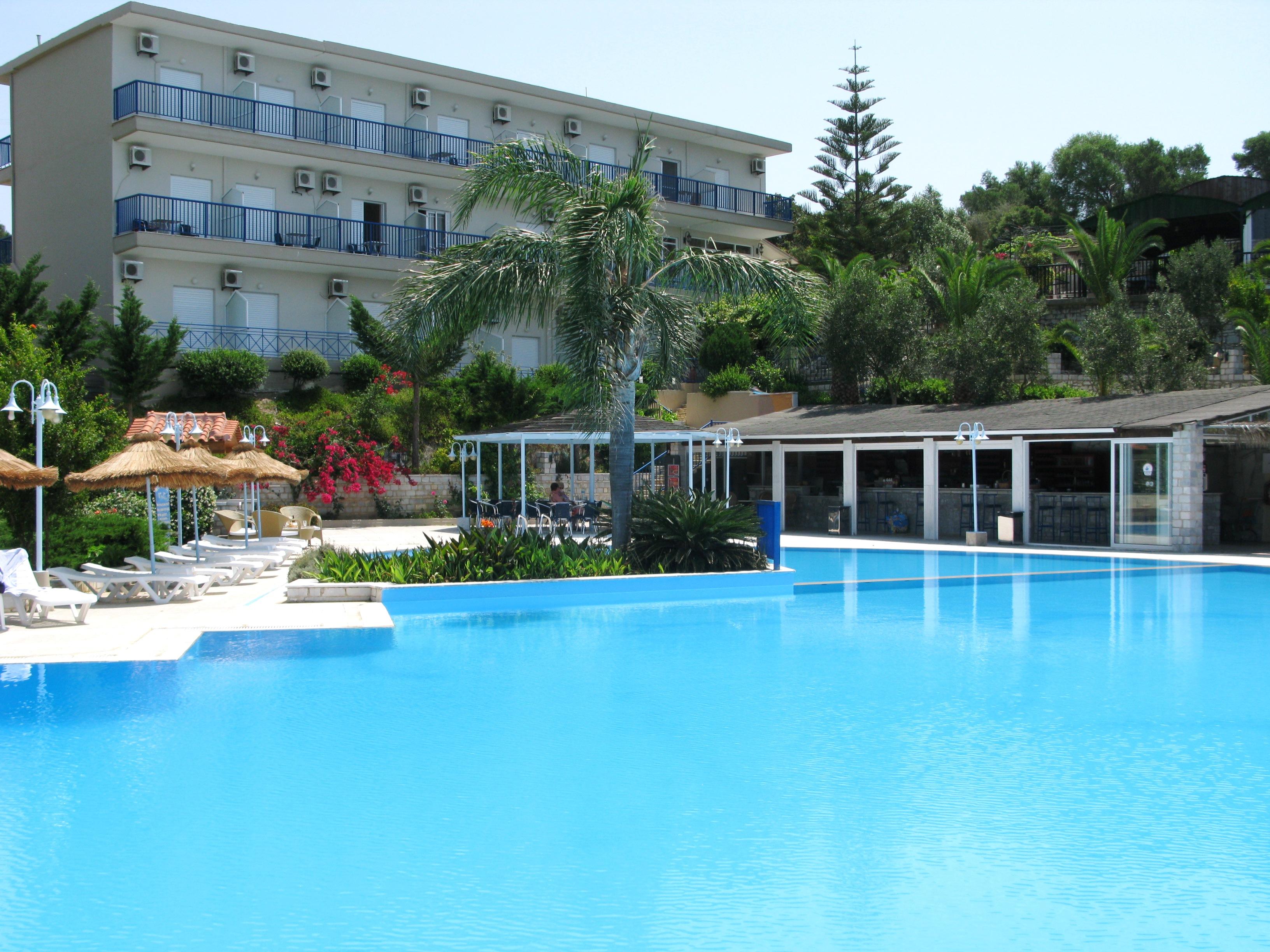 Hotel Golden Sun Finikounta Buitenkant foto