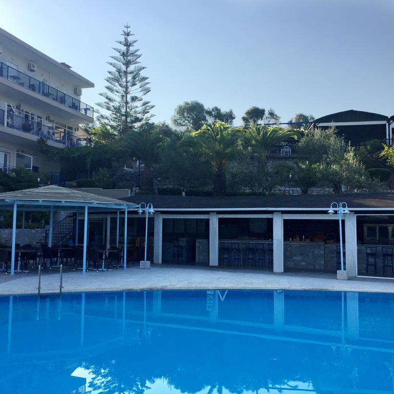 Hotel Golden Sun Finikounta Buitenkant foto