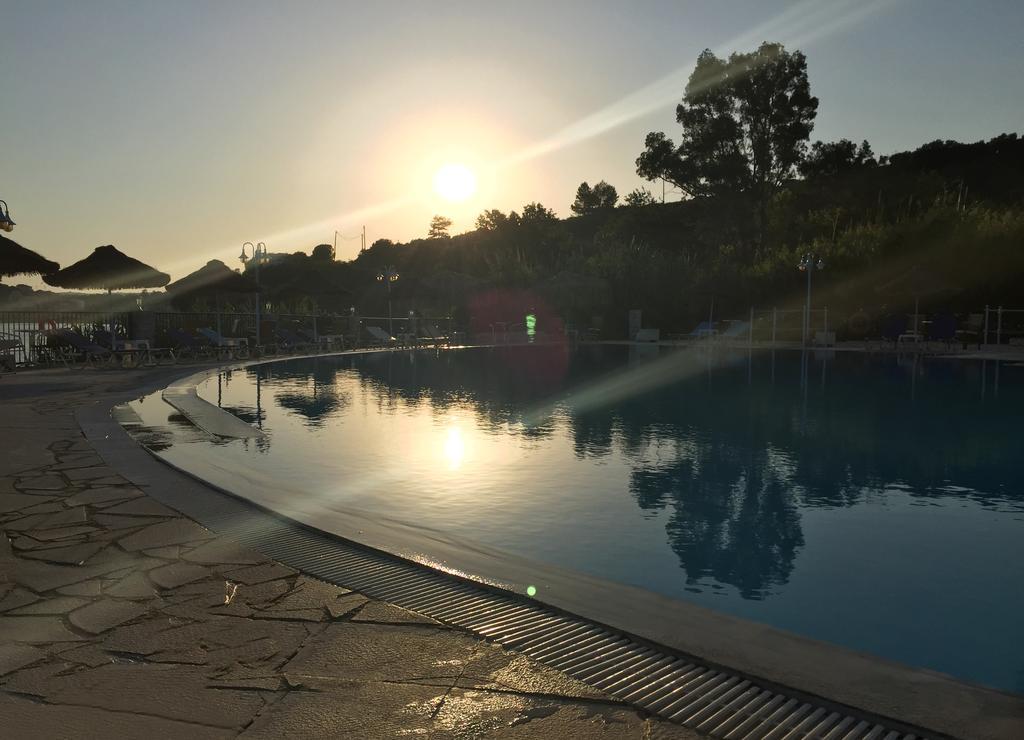 Hotel Golden Sun Finikounta Buitenkant foto